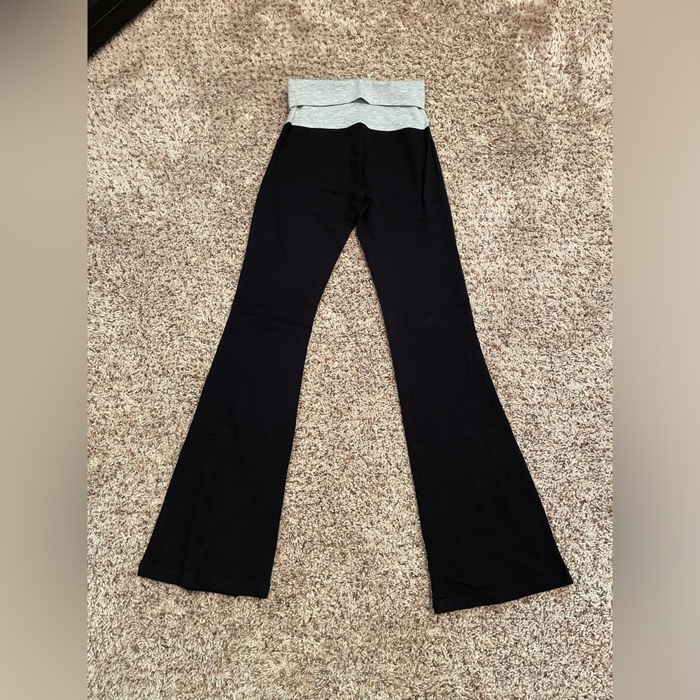 Popular Basics Flare Pants - Picture 3 of 3